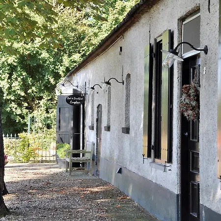 Langlaar 3* ヌエネン